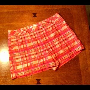 Women’s Nike golf shorts.